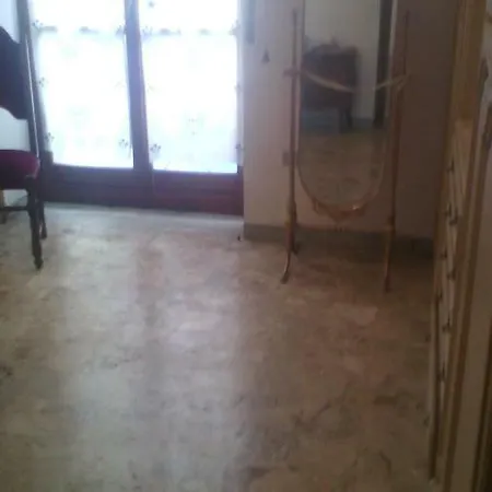 Luce Di Séjour chez l'habitant Naples